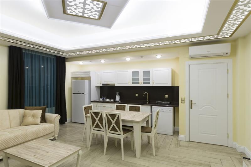 Merada Suit Otel 梅尔辛 外观 照片